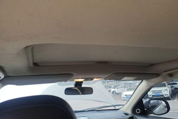 Used Mitsubishi ASX 2018 2.0L CVT Two-Wheel Drive Deluxe Edition
