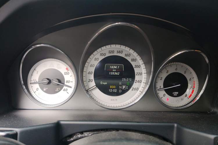 Used Mercedes-Benz GLK-Class 2014 GLK 260 4MATIC Dynamic Model Instrument Cluster