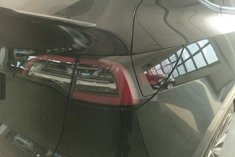 Used Tesla Model Y 2021 Standard Range Rear-Wheel Drive Version