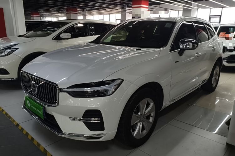 Used Volvo XC60 2022 B5 4x4 Zhiyi Luxury Edition