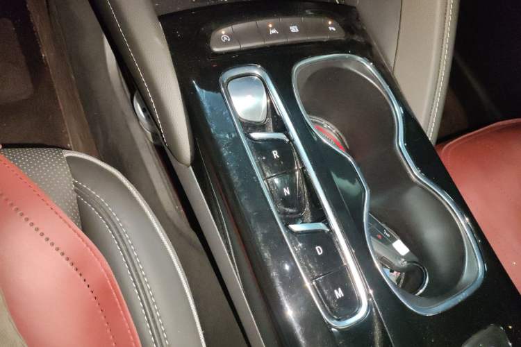 Used Buick Envision 2023 Encore S 652T Two-Wheel-Drive Luxury Model