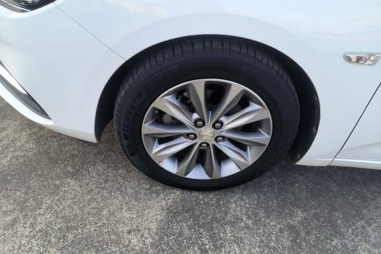 Used Chevrolet Monza 2020 320 Automatic Enjoyment Edition Exterior 3