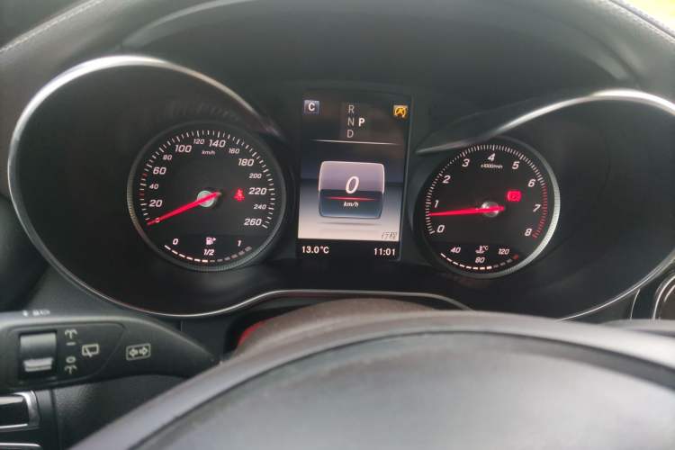 Used Mercedes-Benz GLC 2016 GLC 260 4MATIC Luxury Model