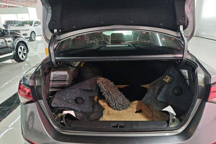 Used Nissan Sylphy 2022 1.6L XL CVT Enjoyment Edition Trunk