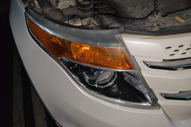 Used Ford Explorer 2013 3.5L Deluxe Model
