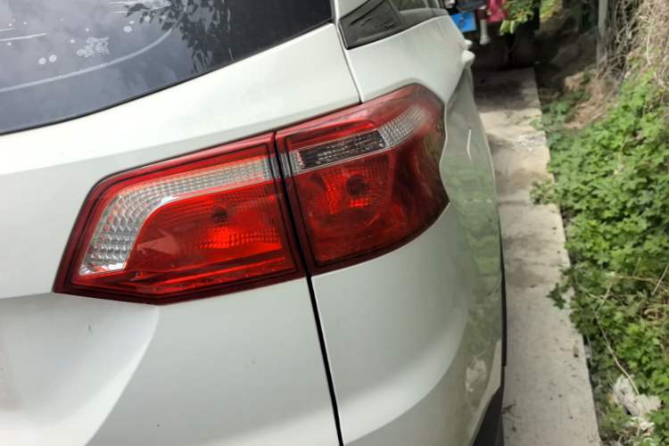 Used Wuling Hongguang S3 2019 1.5L Manual Standard Version China VI Standard