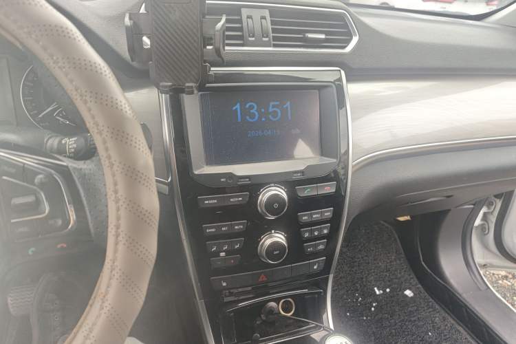 Used Haval H2 2014 1.5T Manual Two-Wheel Drive Elite Edition
