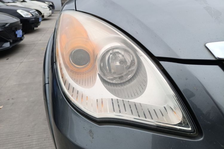 Used JMC Yusheng S350 2012 2.4T Two-Wheel Drive Luxury 7-Seater
