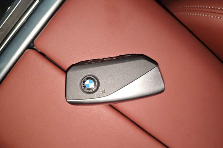 Used BMW X5 2023 xDrive 30Li Luxury M Sport Night Edition Package
