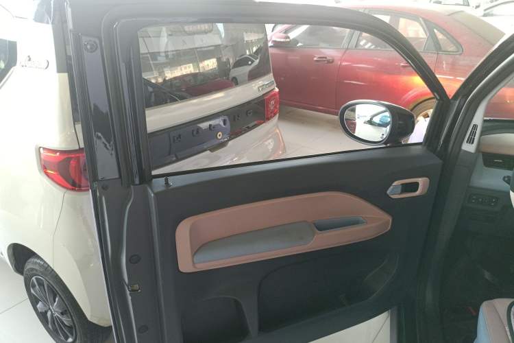 Used Chery QQ Ice Cream 2024 Edition Youth Version 205km Sundae