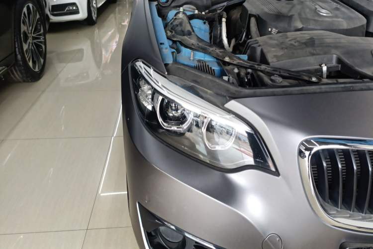 Used BMW 2 Series 2018 220i Convertible Coupe Sports Design Package