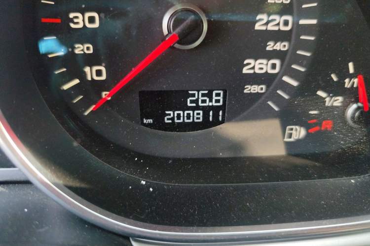 Used Audi Q7 2012 3.0 TFSI Comfort Model (200kW) Odometer Close Up