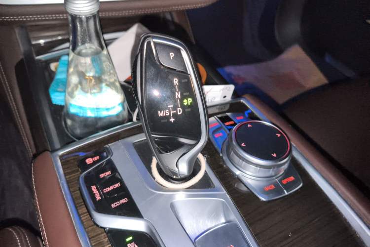 Used BMW 7 Series 2019 730Li Luxury Package Gear Lever