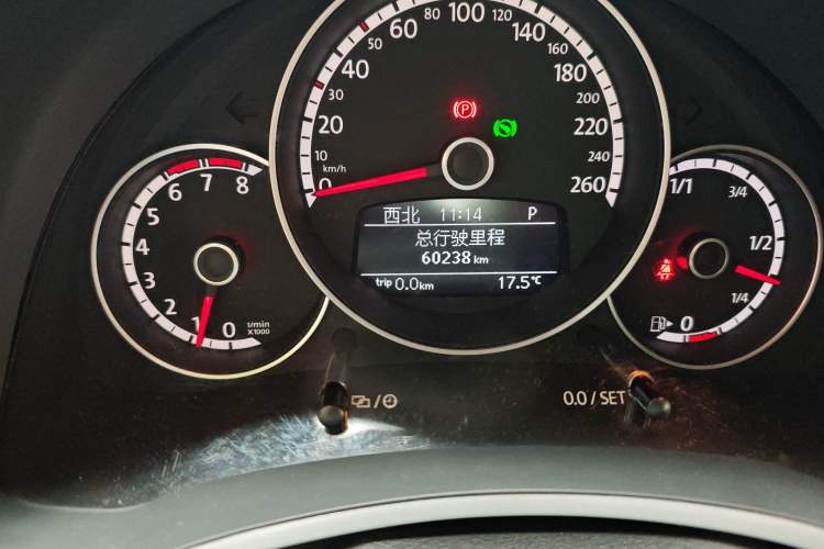 Used Volkswagen Beetle 2013 1.4TSI R-Line Odometer Close Up