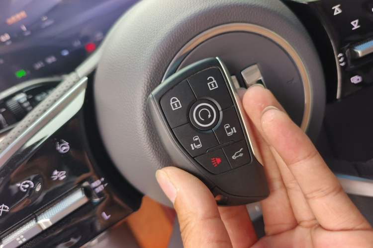 Used Buick GL8 2025 Lu Zun Smart Enjoyment & Yue Edition