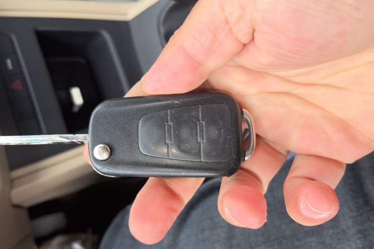 Used Roewe 350 2015 1.5L Manual Luxury Sunroof Edition