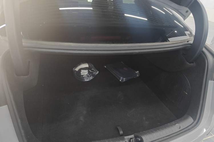 Used BYD Han 2025 DM-i Intelligent Driving Edition 125KM LiDAR Flagship Model Trunk