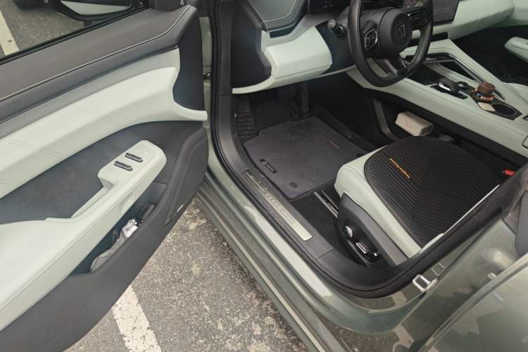 Used Zeekr 001 2024 ME Edition 100 kWh All-Wheel Drive