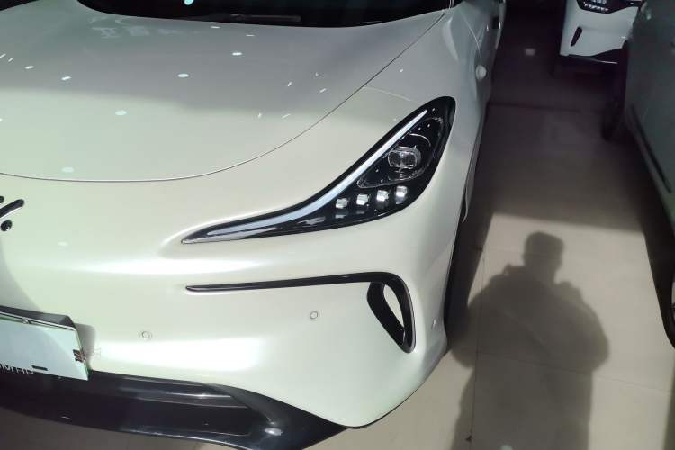 Used IM LS6 2023 Max Standard Edition