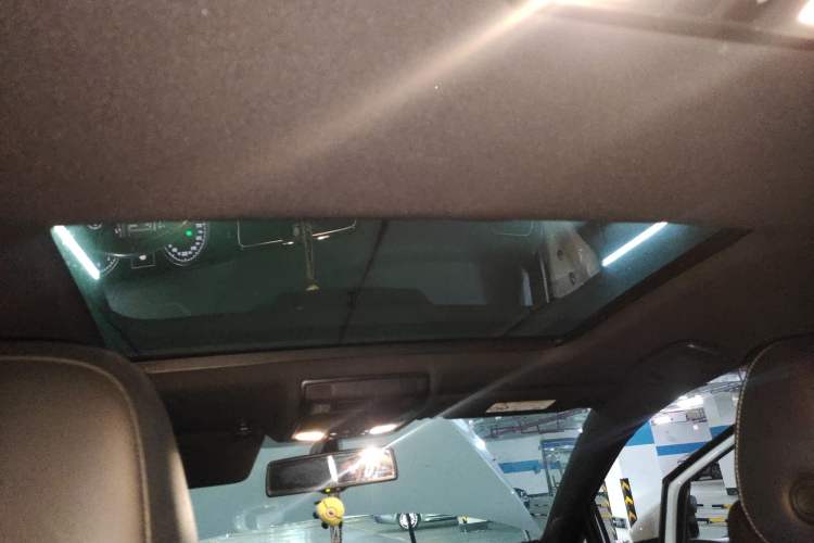 Used Volkswagen Golf 2016 1.4TSI Automatic R-Line
