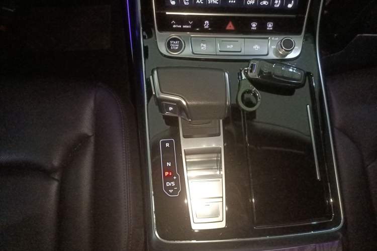 Used Audi Q8 2023 55 TFSI Luxury Dynamic Edition
