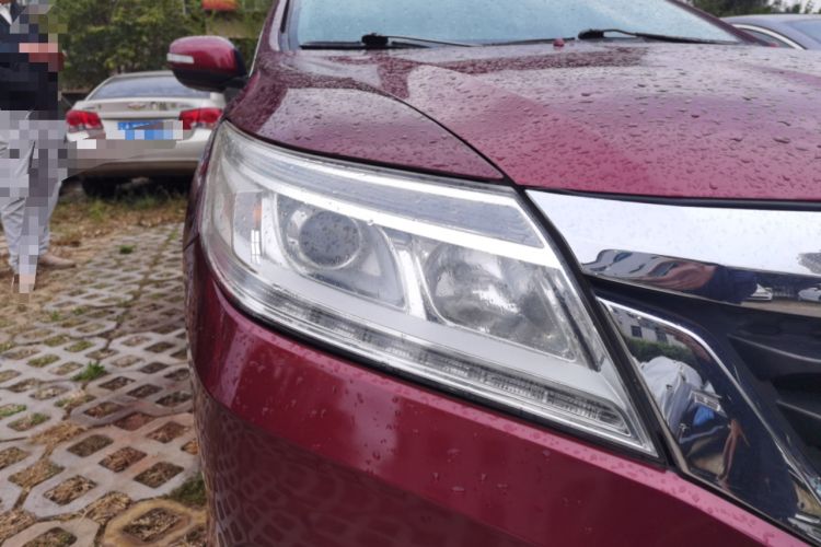 Used Honda Crider 2013 1.8L automatic luxury edition
