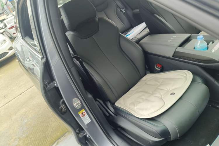 Used BYD Qin L 2025 EV 470KM Leading Edition Right Front Seat