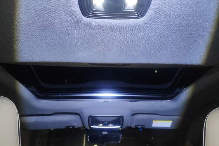 Used BYD Qin PLUS 2021 EV 600KM Flagship Model
