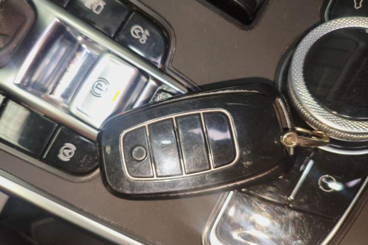 Used Hongqi H9 2020 2.0T Smart Connect Flagship Edition