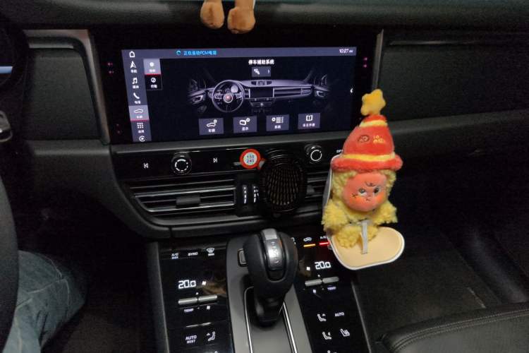 Used Porsche Macan 2022 Macan 2.0T
