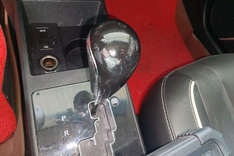 Used JAC Group Refine S2 2015 1.5L CVT Luxury Smart Version