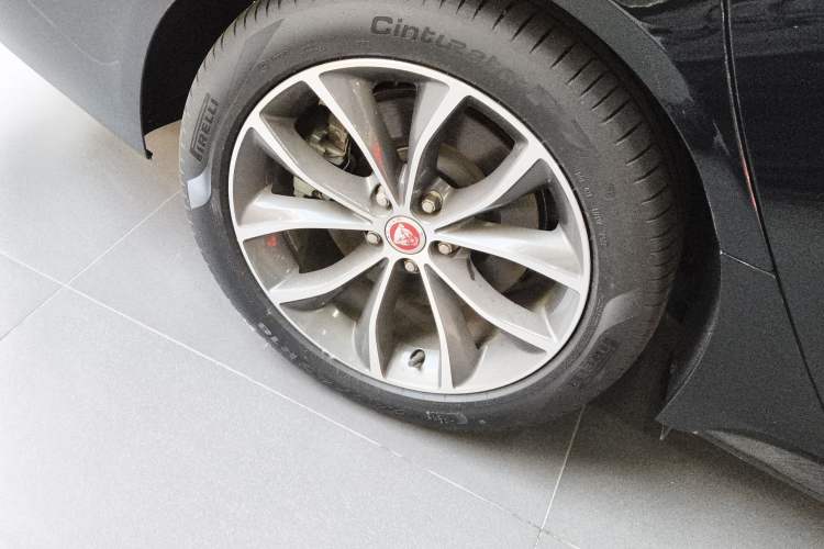 Used Jaguar XFL 2021 XFL 2.0T P250 Two-Wheel-Drive Elite Sport Edition