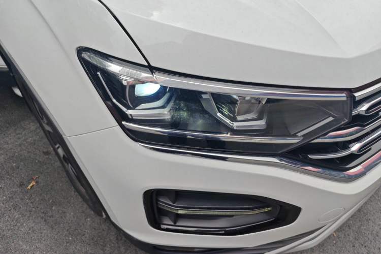 Used Volkswagen Tayron 2019 330TSI Two-Wheel Drive Luxury Model China VI Standard Right Front Headlight