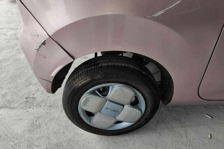 Used Geely Galaxy Panda 2023 Panda Mini 200km Endurance Bear
