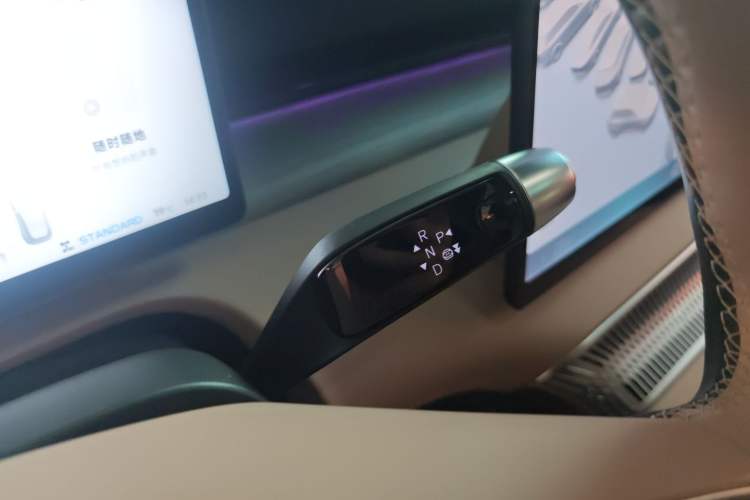 Used XPeng X9 2024 640 All-Wheel Drive High-Performance Max
