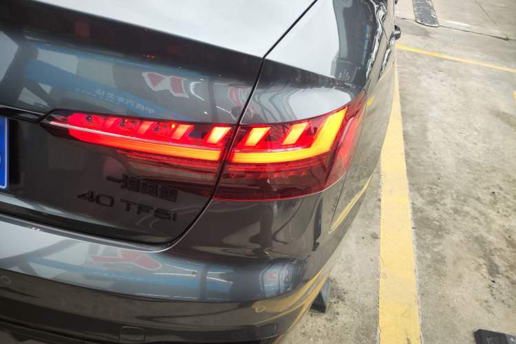 Used Audi A4L 2022 40 TFSI Luxury Dynamic Model
