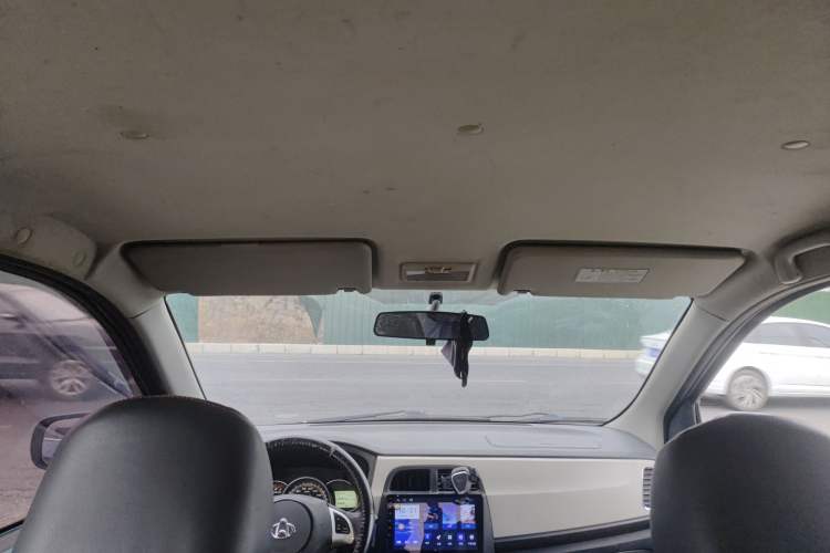 Used CHANGAN OSHAN Olisway 2014 1.4L AMT Luxury Model
