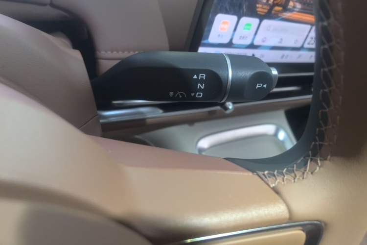 Used Wuling Bingo S 2025 Model 430km Flagship Edition Gear Lever