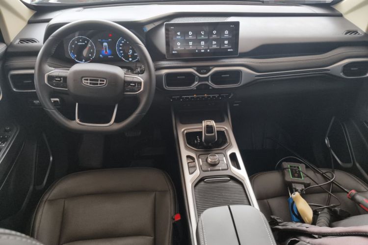 Used Geely Auto Haoyue 2020 1.8TD DCT Luxury 7-Seater Center Console