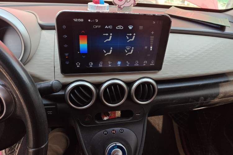 Used ORA Black Cat 2019 351 km Goddess Edition Audio And AC Panel