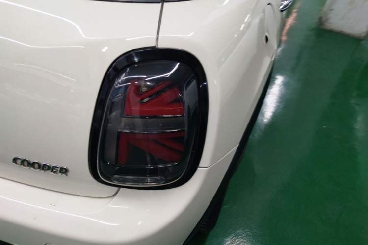 Used MINI MINI 2016 1.5T COOPER Five-Door Edition