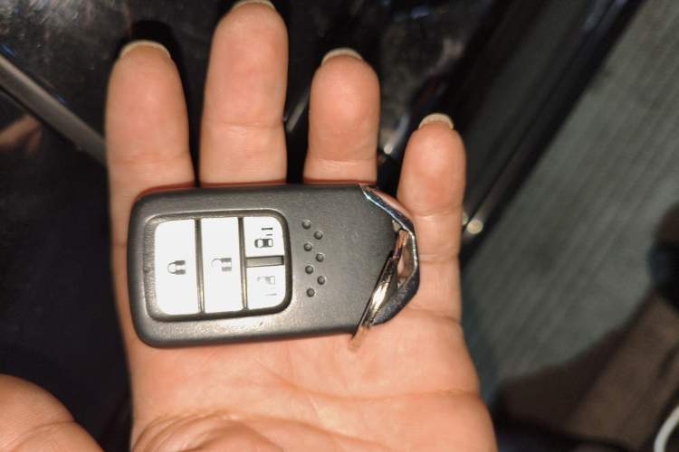 Used Honda Elysion 2019 2.0L Hybrid Luxury Edition Vehicle Key