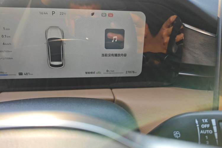 Used Hima AITO M5 2022 Extended-Range Four-Wheel Drive Ultimate Edition Odometer Close Up