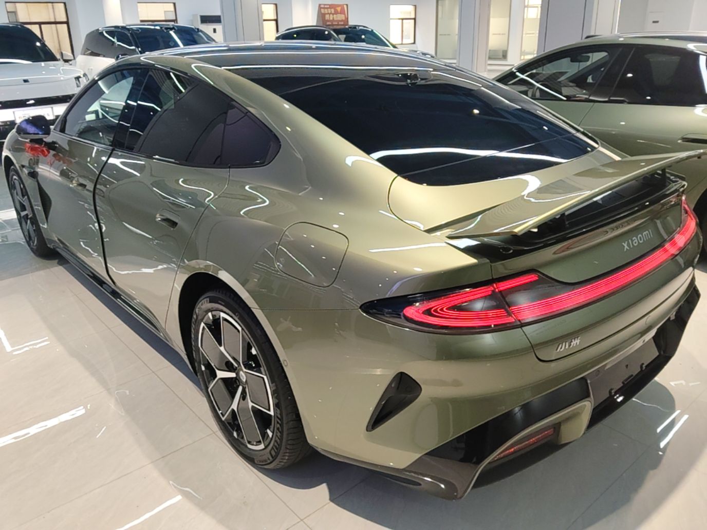 Xiaomi Auto SU7 2024 Rear-Drive Ultra-Long Range Advanced Pro-Level Intelligent Driving Version — снимка 4