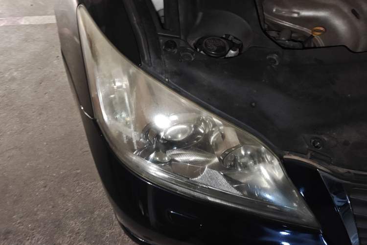 Used Lexus ES 2010 240 Luxury Edition Right Front Headlight