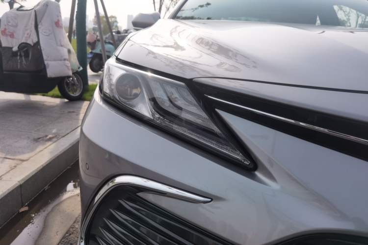 Used Toyota Camry 2022 2.0GVP Premier Edition Right Front Headlight