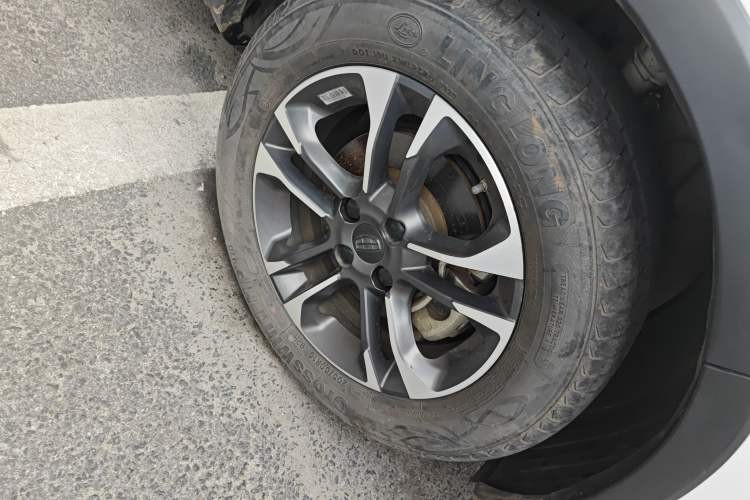 Used Geely Auto Vision X3 2019 Upgraded Model 1.5L CVT Elite Version