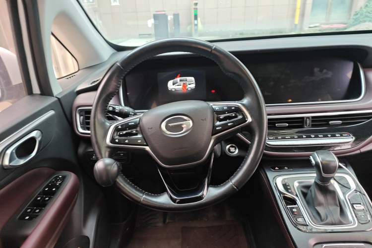 Used GAC Trumpchi M6 2021 PRO 270T Automatic Luxury Edition Steering Wheel