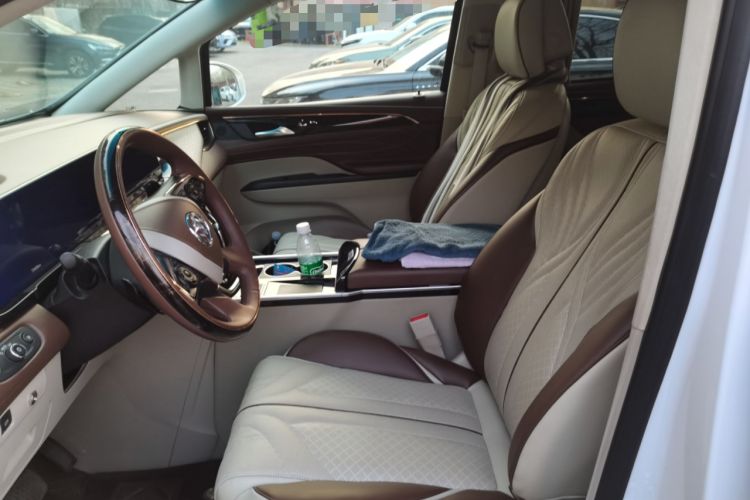 Used Buick GL8 2022 ES Landtrek 653T Comfort Edition
