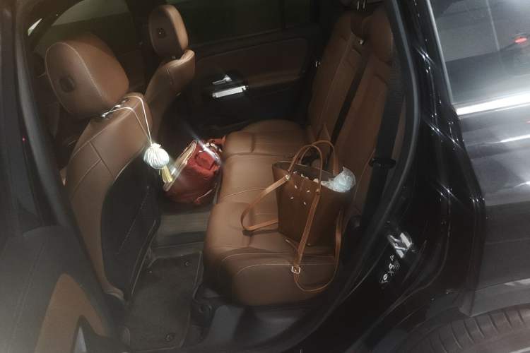 Used Mercedes-Benz GLB 2024-Year Restyled GLB 200 Dynamic Edition Left Rear Seat